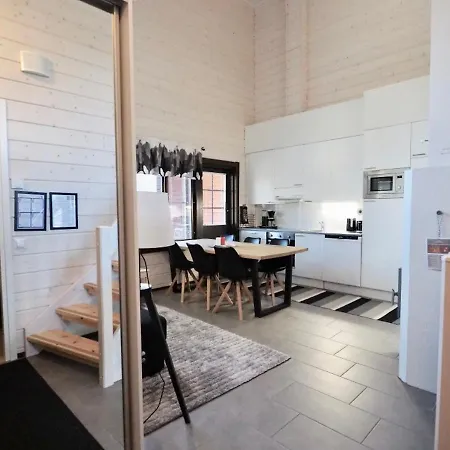 別荘 Levillas Sointuilevi 32 *